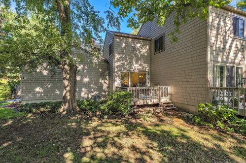 24 Happy Hollow Cir, Stratford, CT 06614-8412