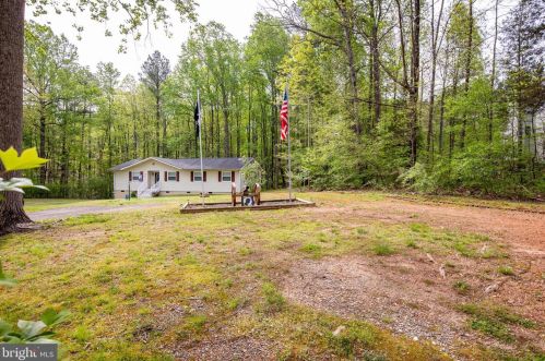 6109 Towles Mill Rd, Spotsylvania VA  22551-3227 exterior