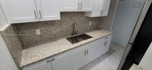 1426 22nd Ave, Hollywood FL 33020-2001 exterior