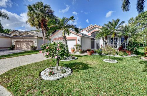11652 Castellon Ct, Boynton Beach FL  33437-4085 exterior