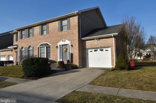 115 Marble House Dr, Bear, DE 19701-4029