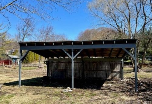 25 Atwood Rd, Woodbury CT  06798-2324 exterior