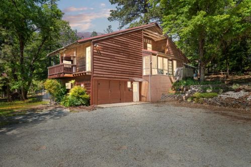 16676 Sharon Way, Grass Valley CA  95949-6603 exterior