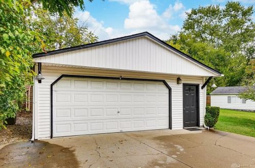 4161 Beaver Creek Cir, Cincinnati, OH 45241