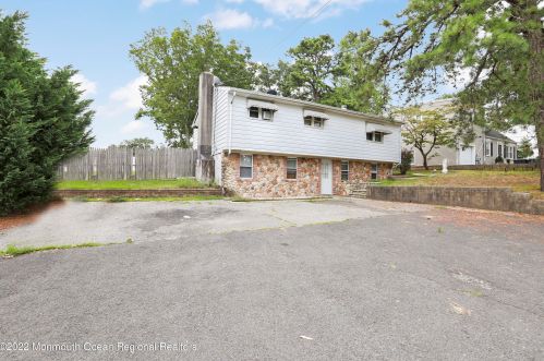 342 19th Ave, Bricktown, NJ 08724-1645