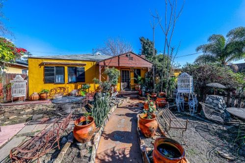 8616 Serapis Ave, Pico Rivera CA  90660-4516 exterior