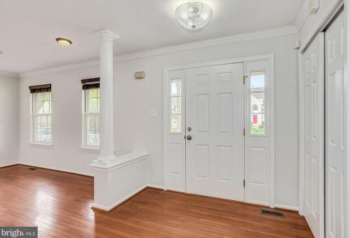 142 Laurel Trl, Swedesboro NJ  08085-4074 exterior