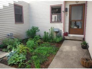 89 Champlain St, Burlington, VT 05401-4315