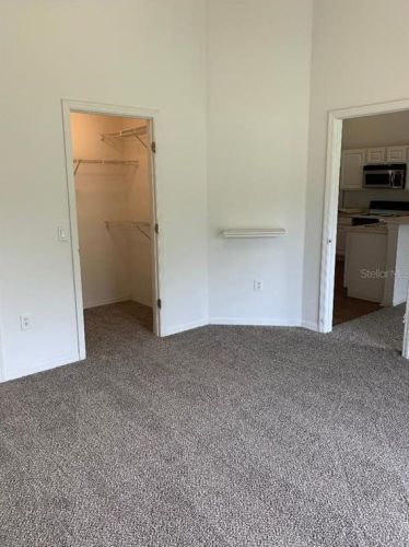 1112 Liberty Hall Dr, Kissimmee FL 34746-6724 exterior