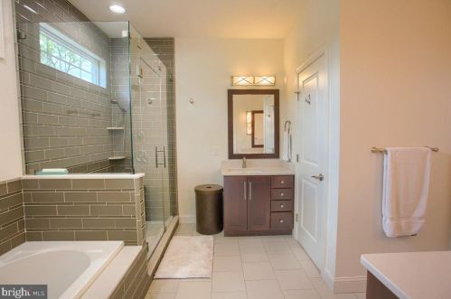 504 Sophia Cir, Hummelstown PA  17036-7089 exterior