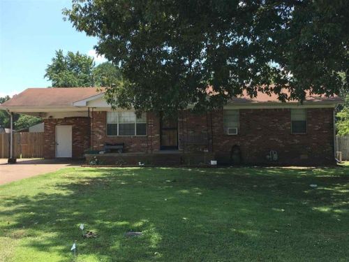 1303 Belle Meade Rd, Bells TN  38006-3668 exterior
