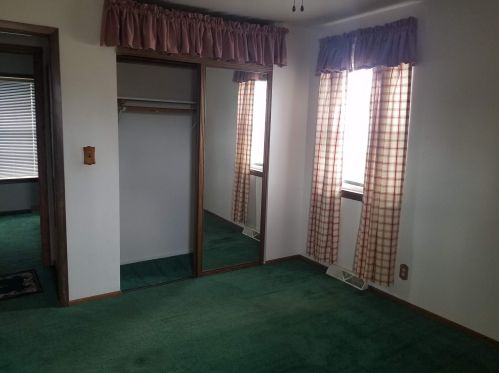 6639 59 Ave, Kenosha WI 53142-1211 exterior