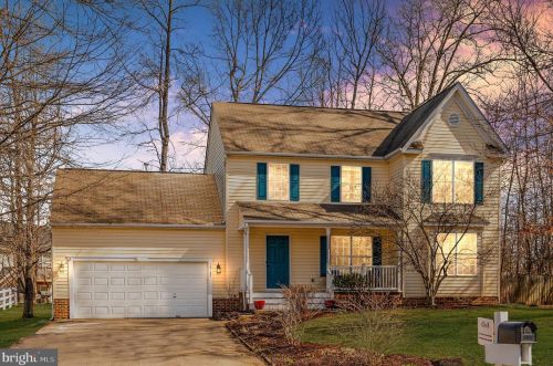 10127 Sharon Springs Dr, Fredericksburg, VA 22408-0259