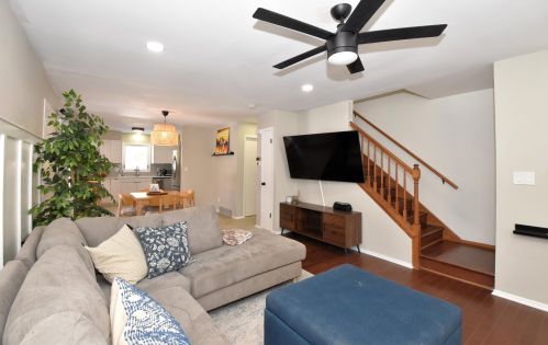 6609 Radburn Ln, Greendale WI  53129-2846 exterior