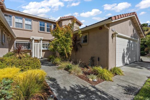 388 Columbia Cir, Benicia, CA 94510-3909