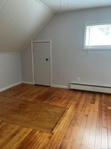 18 Cedar Ln, Poughkeepsie NY  12601-1147 exterior