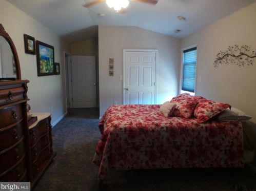 131 Baltusrol Dr, Charles Town WV  25414-4085 exterior