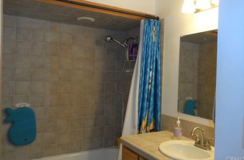 1710 Griffith Ave, Clovis CA  93611-5123 exterior