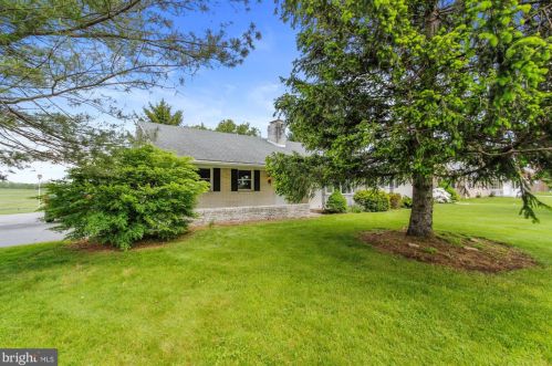 3218 Hanover Pike, Hanover, PA 17331-8795