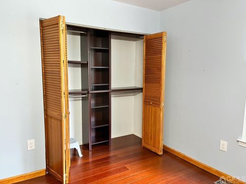 223 Palombi Ct, East Brunswick NJ  08816-5020 exterior