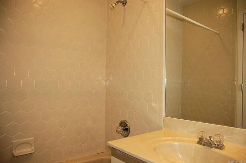 24 Rockhagen Rd, Thornwood NY  10594-2127 exterior