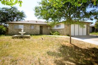4595 Hulbert Ave, Fresno, CA 93705-0829