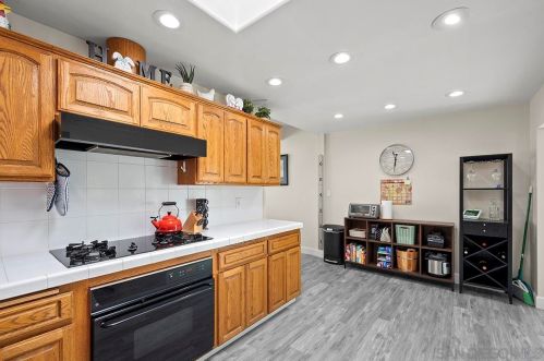 2322 Finch Ln, San Diego CA  92123-3715 exterior