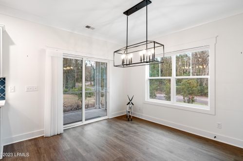 2 Faculty Dr, Beaufort SC  29907-2528 exterior