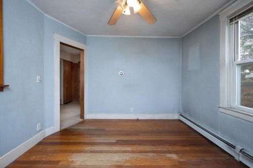 12 Vireo St, North Providence RI  02904-4724 exterior