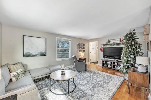 1071 Liberty St, Green Bay WI  54304-3854 exterior