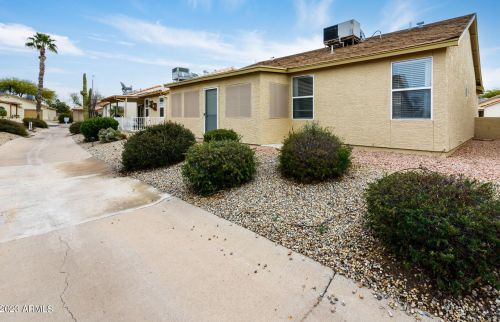 1922 Palm Beach Dr, Chandler, AZ 85249-8721