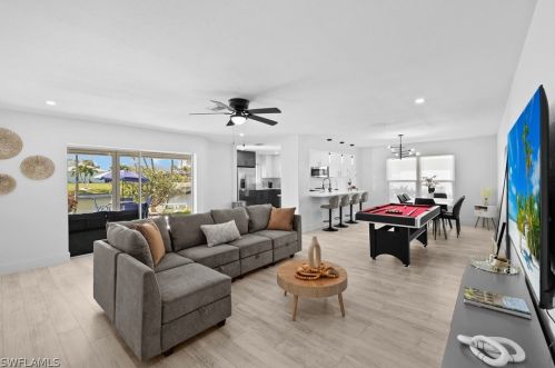 1414 6 Ave, Cape Coral FL  33909-0013 exterior