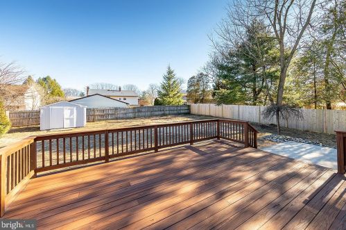 7 Nassau Ave, West Deptford NJ  08066-1120 exterior