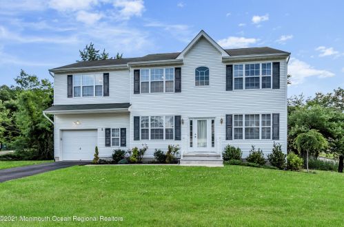1 Cliffwood Ct, Jackson Twp, NJ 08527-1461