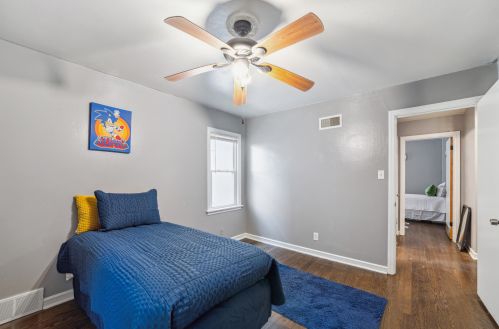 3861 58 Blvd, Milwaukee WI 53216-2228 exterior