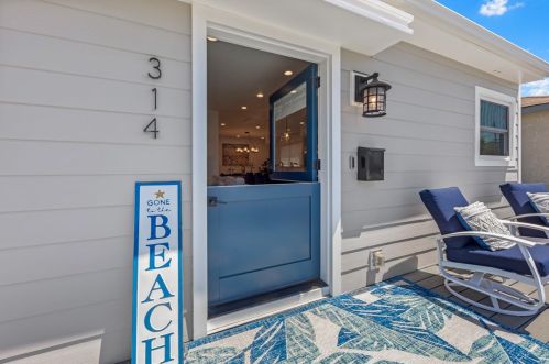 314 14th St, Seal Beach, CA 90740-6509