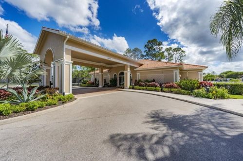 5040 Cedar Springs Dr, Naples FL  34110-2325 exterior