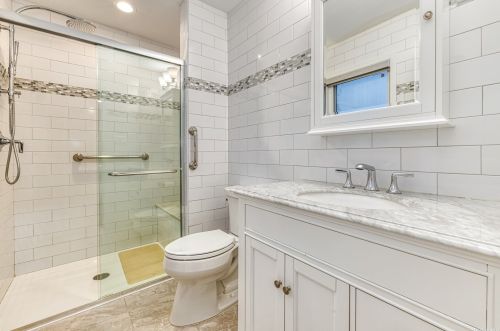 2638 Hewlett Ln, North Bellmore NY  11710-4415 exterior