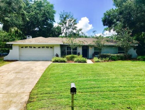 18208 Abbey Ln, Lutz, FL 33548-4965