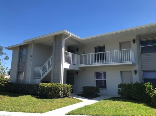 1330 Derbyshire Ct, Naples, FL 34116-3635