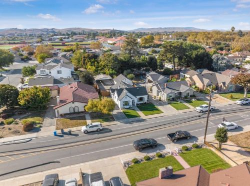 1560 Cienega Rd, Hollister CA  95023-5510 exterior