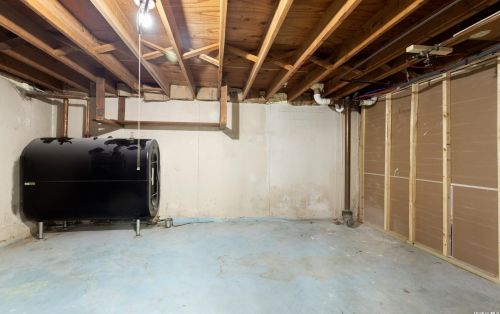 40 West Dr, San Remo NY  11754-3815 exterior