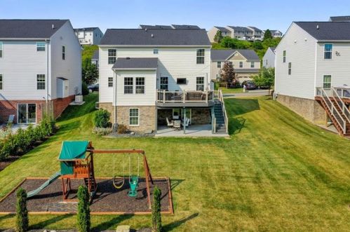 210 Heritage Dr, Noblestown, PA 15071-3772