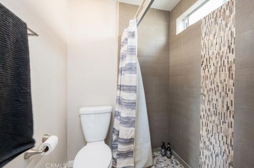 122 Valley View Dr, Santa Maria CA  93455-5540 exterior