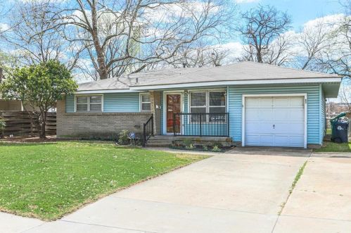 1007 Crescent St, Denton, TX 76201-2880