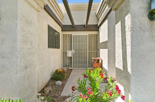 2630 Crown King Dr, Tucson, AZ 85741-2568
