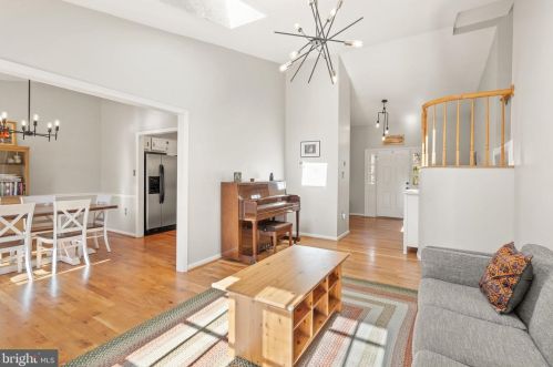 816 Anne St, Leesburg VA  20175-3426 exterior