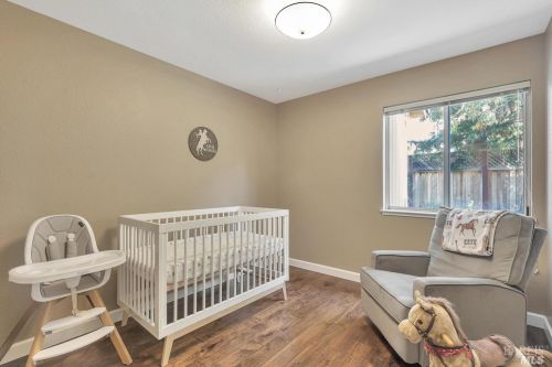 551 Shagbark St, Windsor CA  95492-8143 exterior