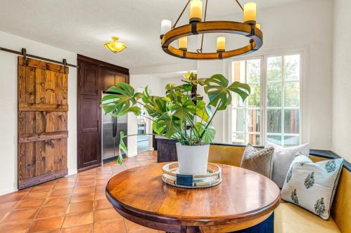 641 Eardley Ave, Del Monte Park CA  93950-4621 exterior