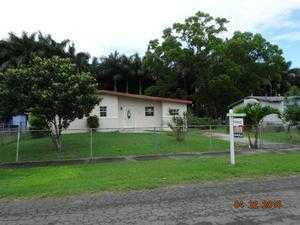 289 Parkview Ct, Pahokee, FL 33476-2429